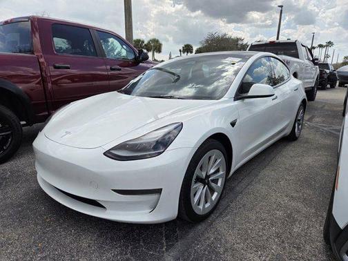 2023 Tesla Model 3 Standard Range