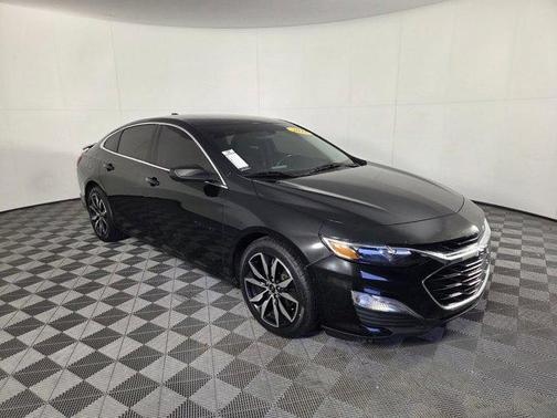 2022 Chevrolet Malibu FWD RS