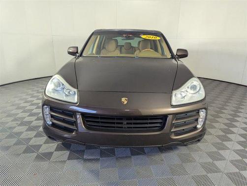 2010 Porsche Cayenne Cayenne