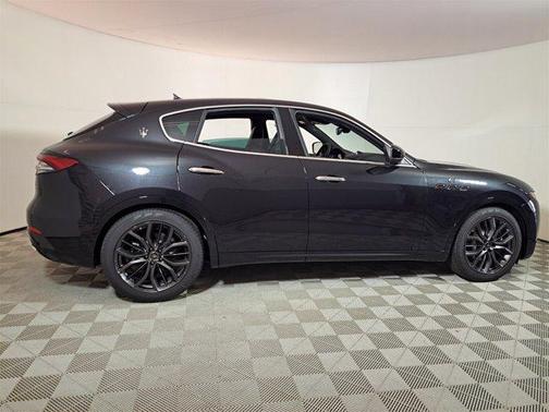 2024 Maserati Levante GT Ultima