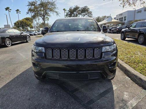 2021 Jeep Grand Cherokee Laredo