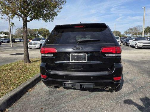 2021 Jeep Grand Cherokee Laredo