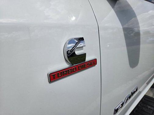 2024 RAM 2500 Laramie Crew Cab 4x4 6'4' Box