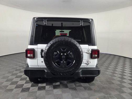Bright White Clearcoat 2024 Jeep Wrangler Sport