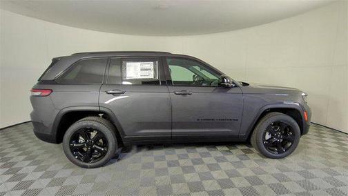 2025 Jeep Grand Cherokee Limited X