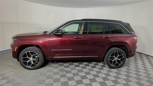 2025 Jeep Grand Cherokee Summit