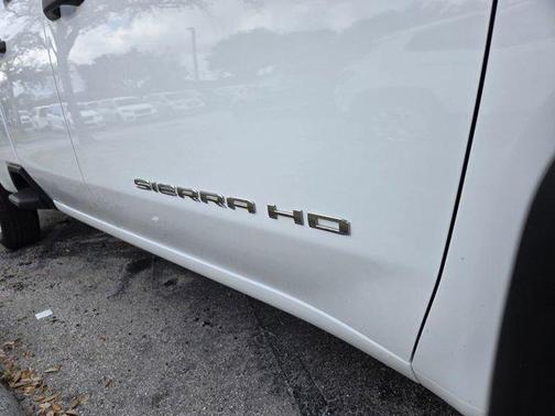 2024 GMC Sierra 2500 Pro