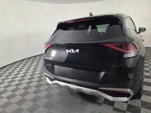 Fusion Black 2024 Kia Sportage LX