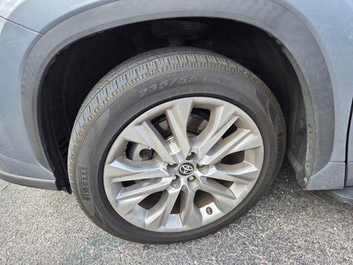 2022 Toyota Highlander Limited