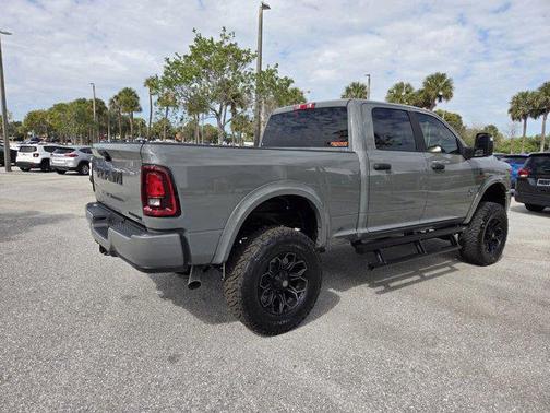 2026 RAM 2500 Big Horn Crew Cab 4x4 6'4' Box