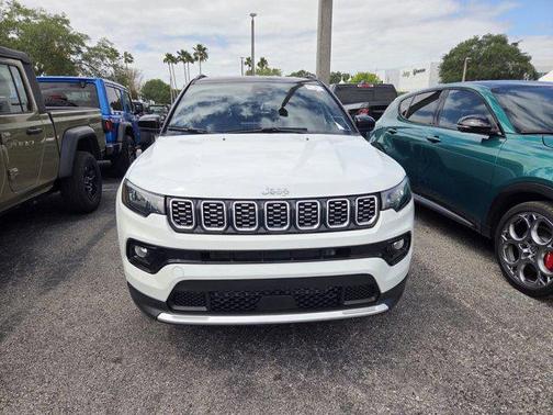 Bright White Clearcoat 2025 Jeep Compass Limited