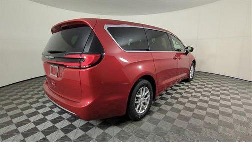2025 Chrysler Pacifica L