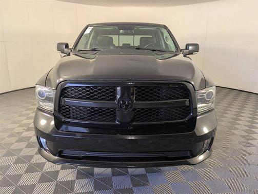 2018 RAM 1500 Night Crew Cab 4x4 5'7' Box