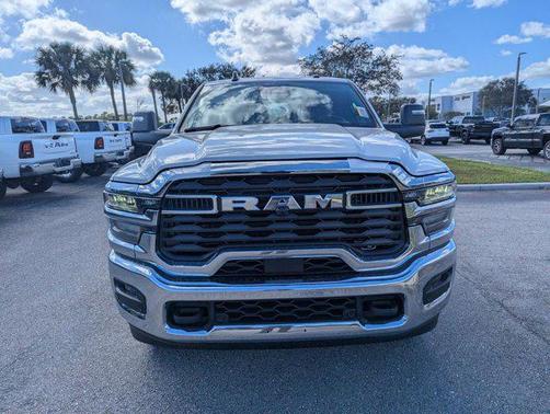 2026 RAM 2500 Tradesman Crew Cab 4x4 8' Box