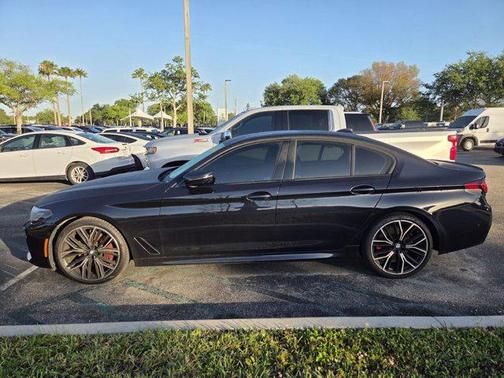 Carbon Black Metallic 2023 BMW 530 i