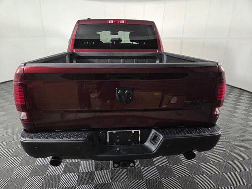 2024 RAM 1500 Classic Warlock Crew Cab 4x4 5'7' Box