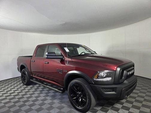 2024 RAM 1500 Classic Warlock Crew Cab 4x4 5'7' Box