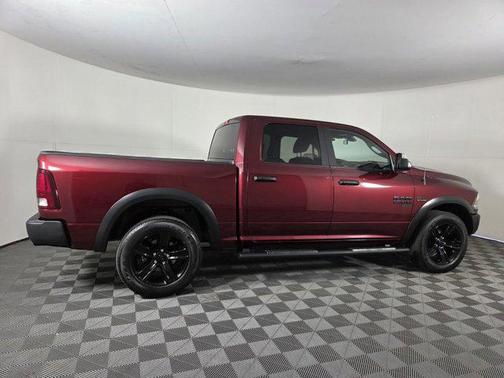 2024 RAM 1500 Classic Warlock Crew Cab 4x4 5'7' Box