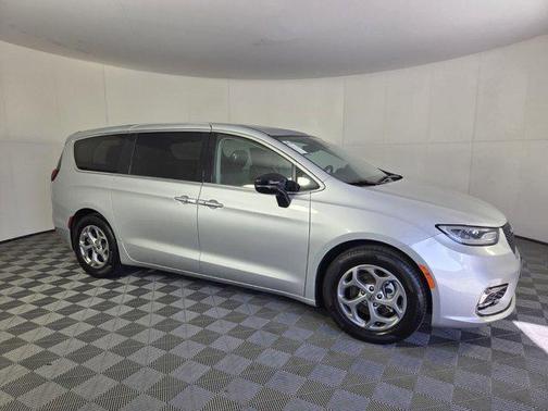 2024 Chrysler Pacifica Limited