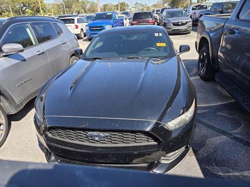2017 Ford Mustang V6