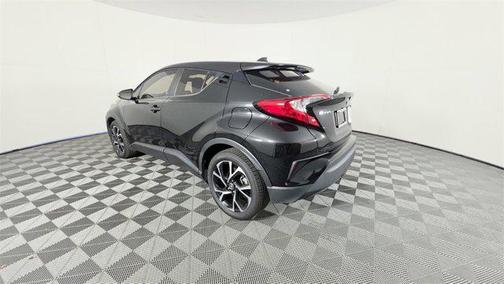 2021 Toyota C-HR XLE