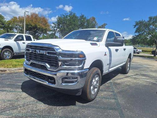 2025 RAM 2500 Big Horn Crew Cab 4x4 6'4' Box
