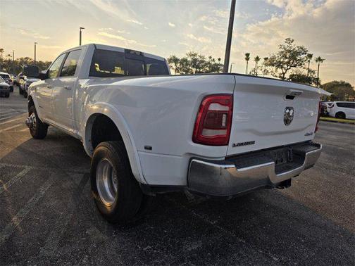 2022 RAM 3500 Laramie