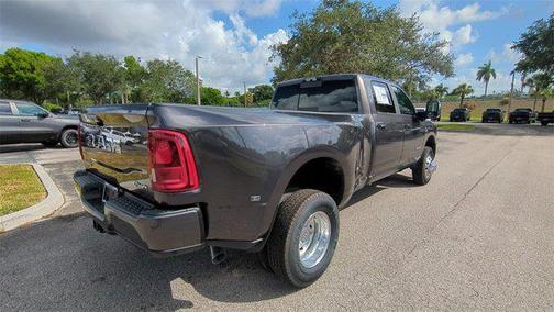 2025 RAM 3500 Laramie Crew Cab 4x4 8' Box