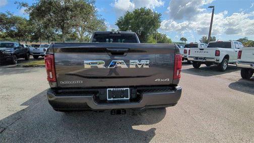 2025 RAM 3500 Laramie Crew Cab 4x4 8' Box