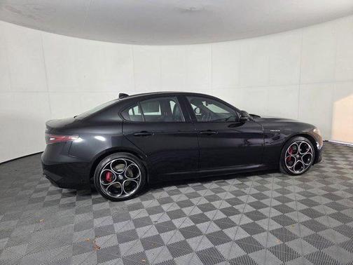 2024 Alfa Romeo Giulia Veloce AWD