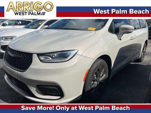 2021 Chrysler Pacifica Touring