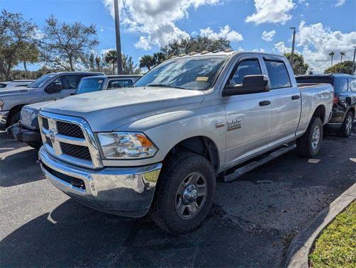 2018 RAM 3500 Tradesman Crew Cab 4x4 6'4' Box