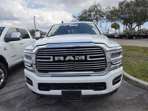 2024 RAM 2500 Laramie Crew Cab 4x4 6'4' Box