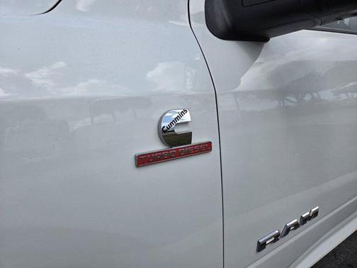 2024 RAM 2500 Laramie Crew Cab 4x4 6'4' Box