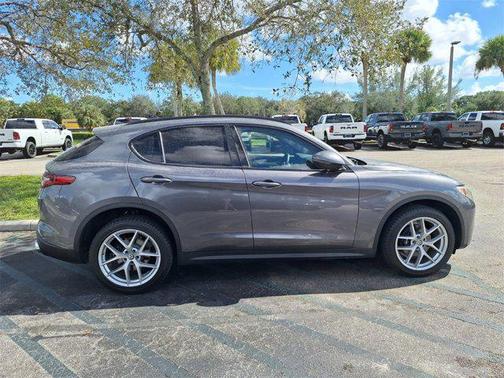 2018 Alfa Romeo Stelvio Ti Sport