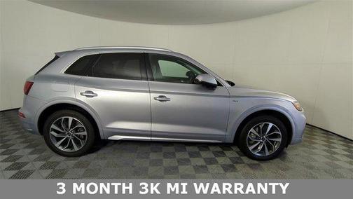 2022 Audi Q5 45 S line Premium Plus