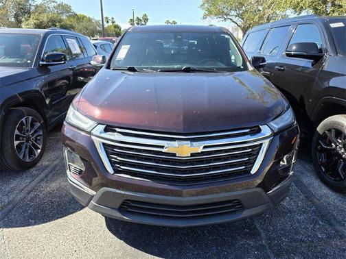 2022 Chevrolet Traverse LT Leather