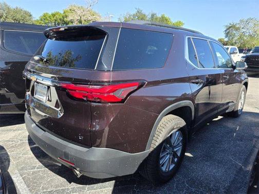 2022 Chevrolet Traverse LT Leather