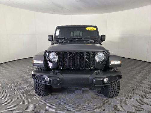Granite Crystal Metallic Clearcoat 2021 Jeep Gladiator Willys 4x4