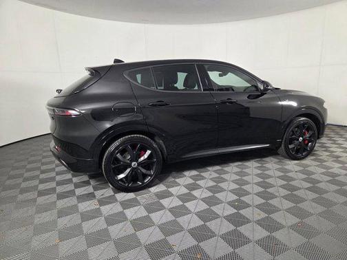 8 Ball 2025 Dodge Hornet R/T Plus EAWD