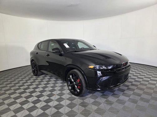 8 Ball 2025 Dodge Hornet R/T Plus EAWD