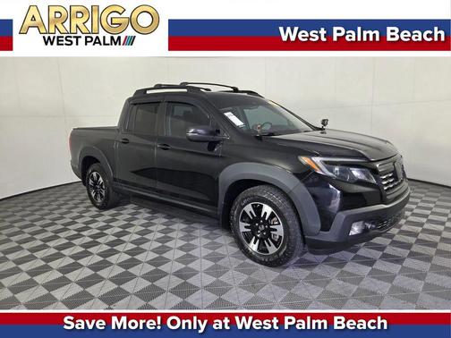Crystal Black Pearl 2020 Honda Ridgeline RTL