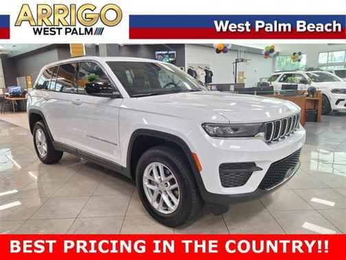 2025 Jeep Grand Cherokee Laredo