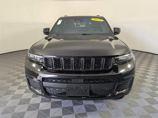 2022 Jeep Grand Cherokee L Altitude