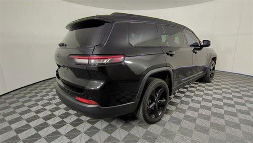 2022 Jeep Grand Cherokee L Altitude
