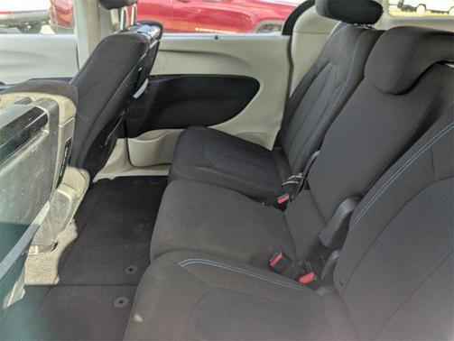 2021 Chrysler Pacifica Touring