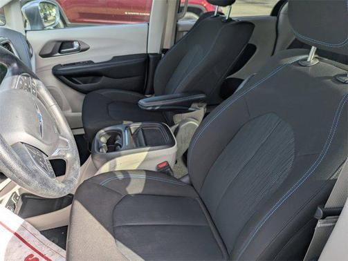 2021 Chrysler Pacifica Touring