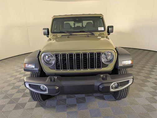 2025 Jeep Gladiator Sport S