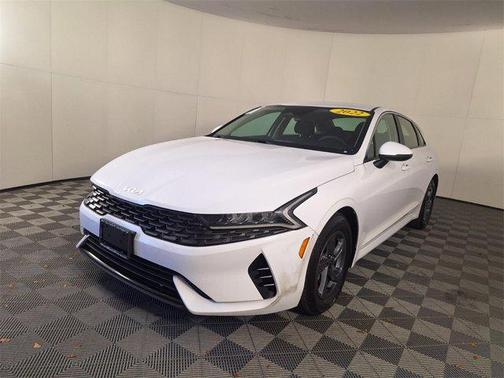 2022 Kia K5 LX