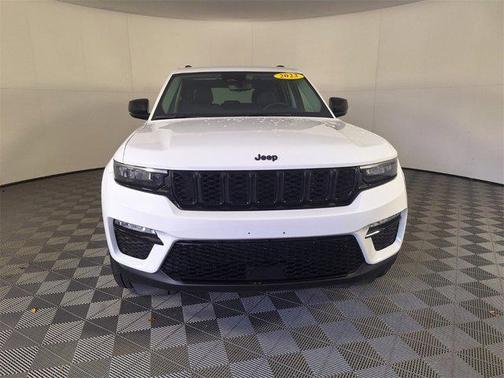 2023 Jeep Grand Cherokee Limited X